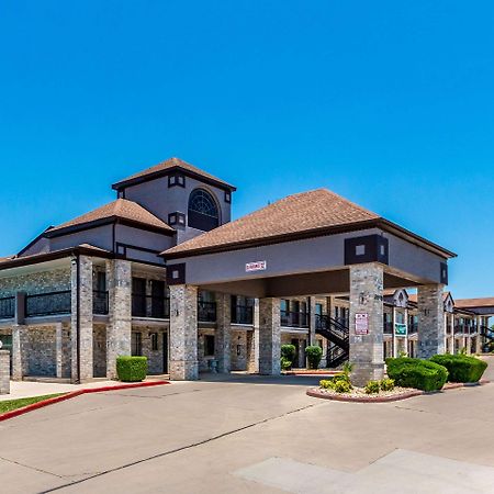 Quality Inn I-10 East Near Frost Bank Center San Antonio Exterior foto